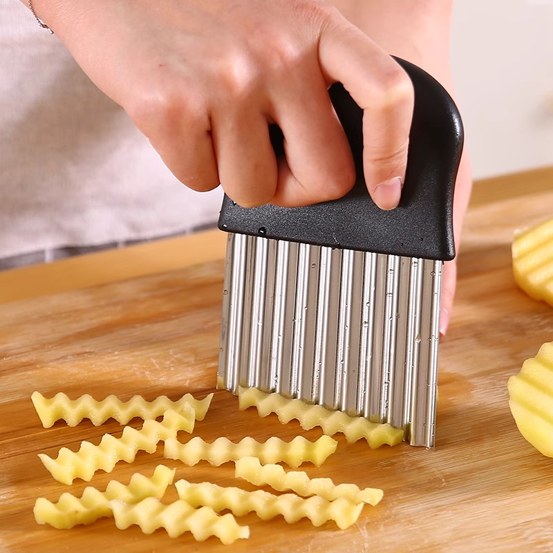 Kitchen Gadgets New Products - 2025年新製品：ステンレス製野菜・果物波型キッチンガジェット（千切り・フライドポテト作り用）