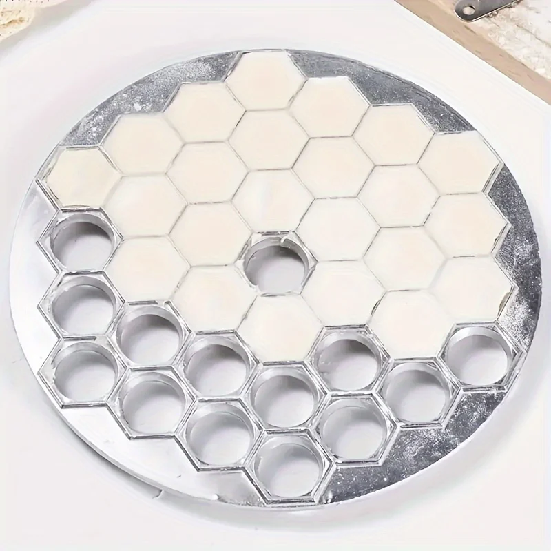 アルミ製餃子メーカー |   37穴ラビオリプレス、自家製パ - Kitchen Gadgets Dumpling Maker のレビューと価格
